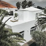Vila Amonita *