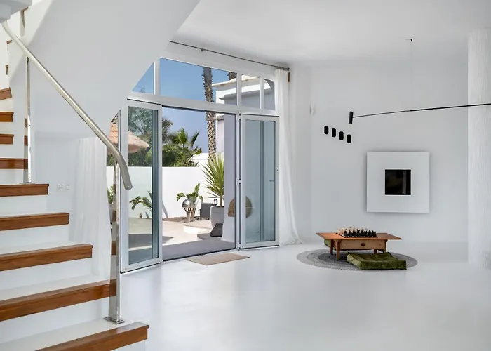 Amonita Villa Tiagua